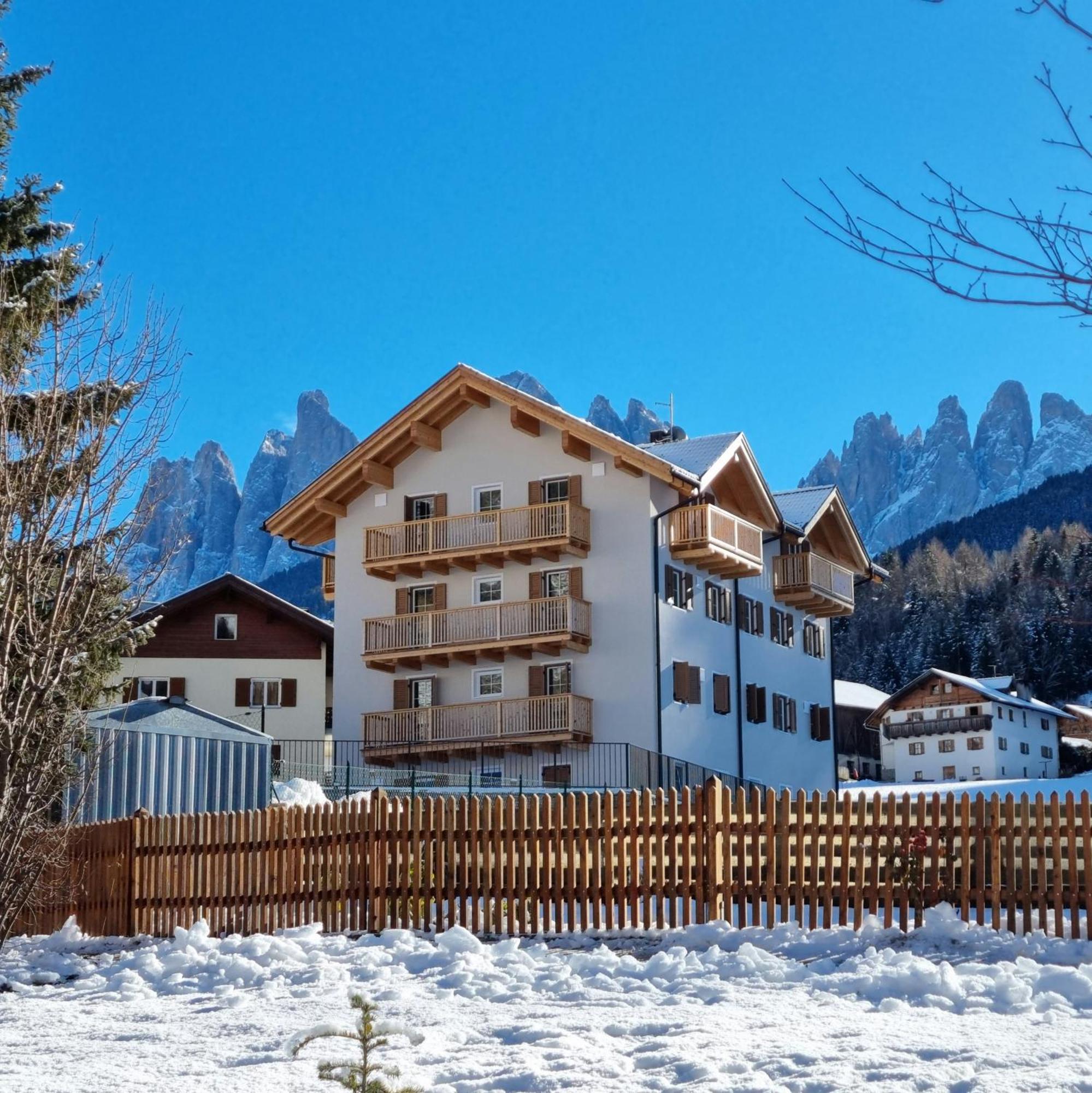 Residence Geisler Funes フーネス エクステリア 写真